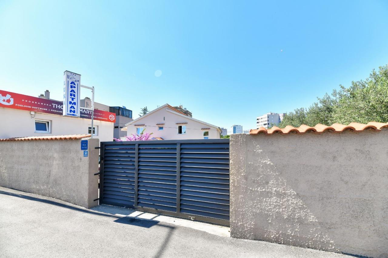 Pool House Luka Lejlighed Zadar Eksteriør billede