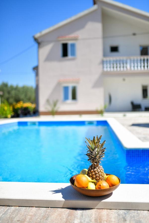 Pool House Luka Lejlighed Zadar Eksteriør billede