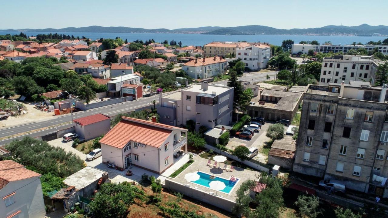 Pool House Luka Lejlighed Zadar Eksteriør billede